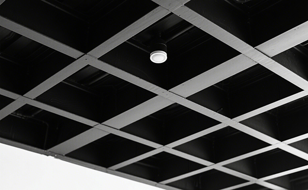 天花板黑色是什么涂料?